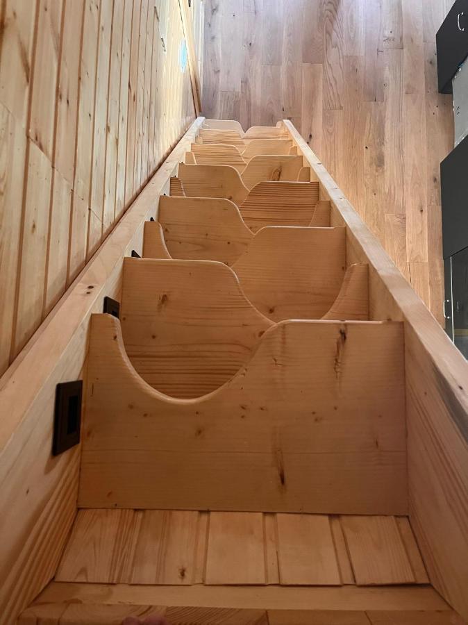 Moodysun Studio, Remote Tiny Home Comarnic Buitenkant foto