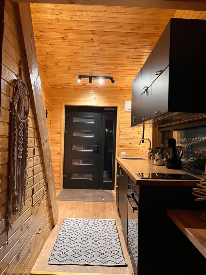 Moodysun Studio, Remote Tiny Home Comarnic Buitenkant foto