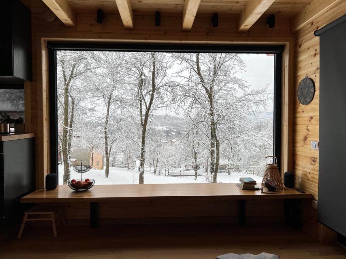 Moodysun Studio, Remote Tiny Home Comarnic Buitenkant foto