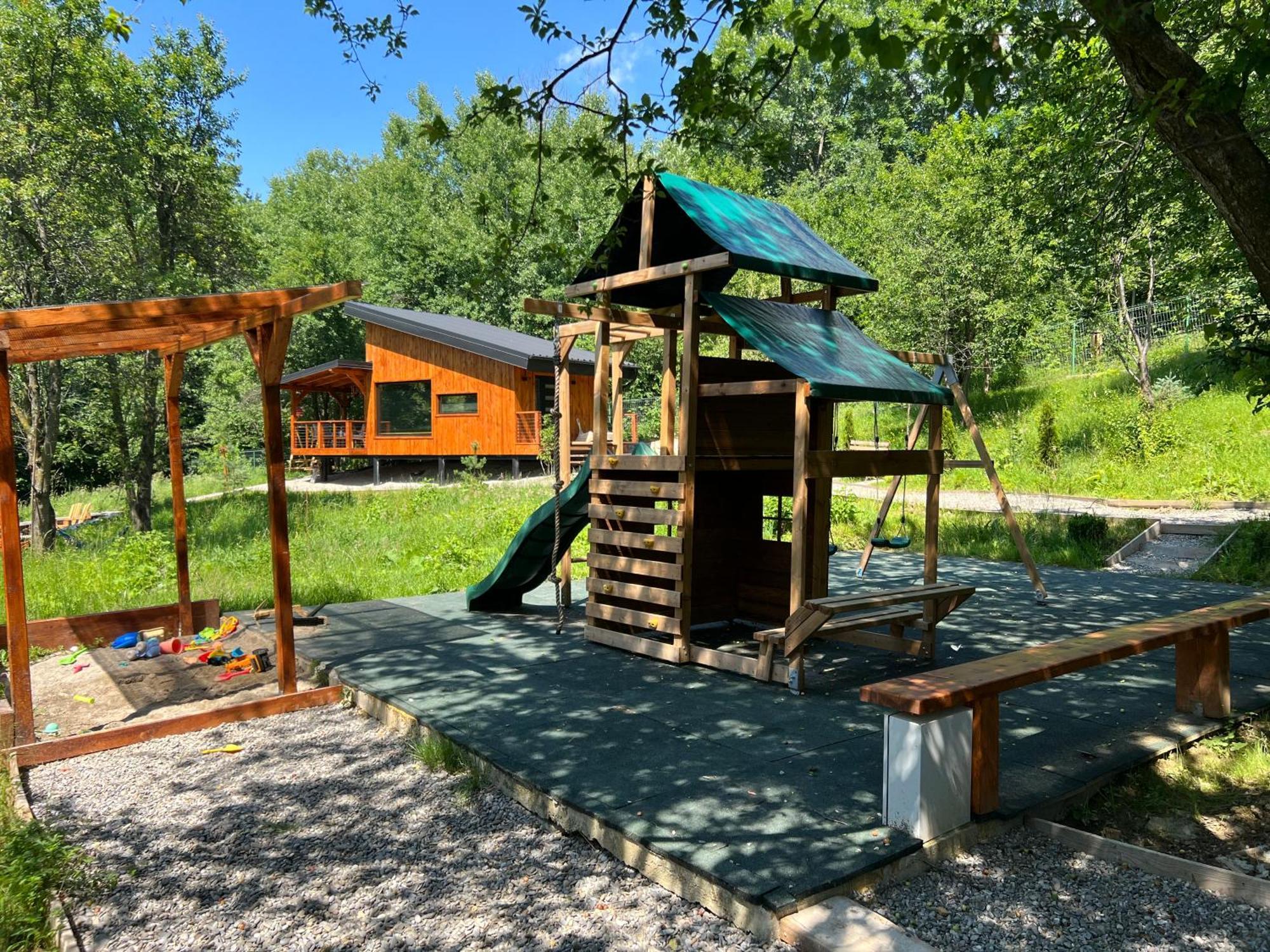 Moodysun Studio, Remote Tiny Home Comarnic Buitenkant foto